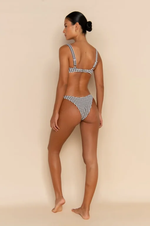 ESCAPE BRACUP TOP - HOUNDSTOOTH