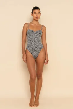 ZAYA ONE PIECE - AURA